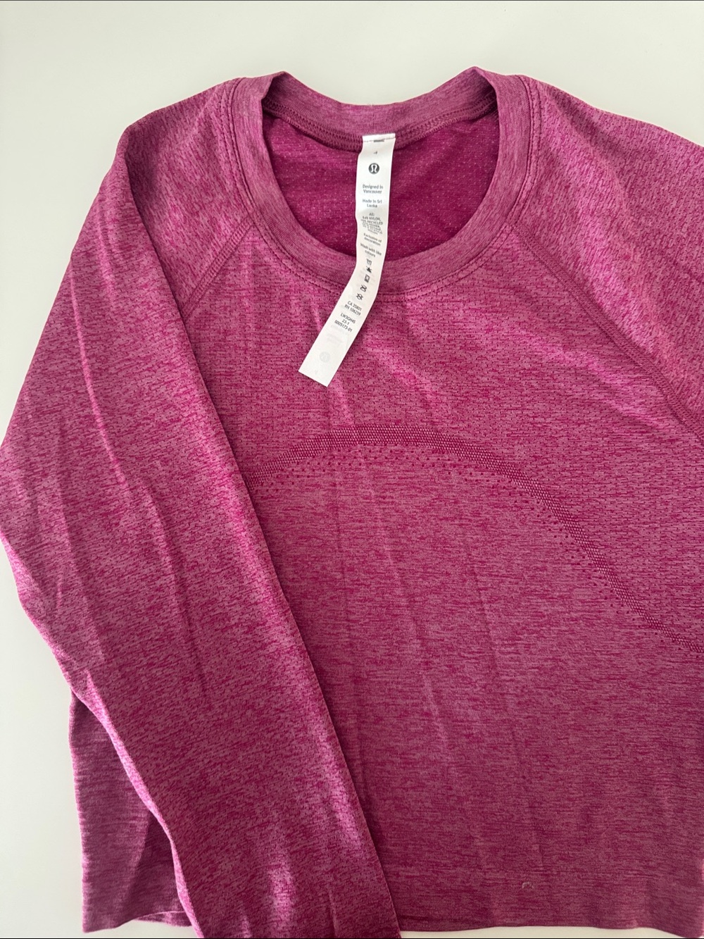 Lululemon Cropped Longsleeve